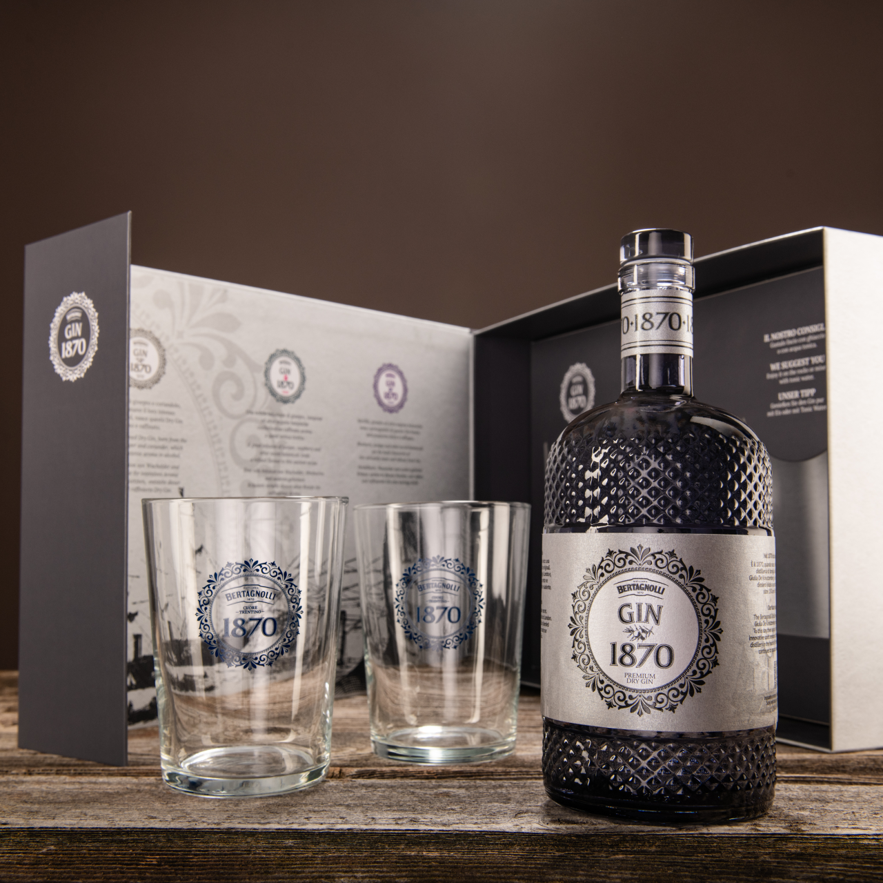 Gin1870 Premium Dry Gin Box with 2 Glasses